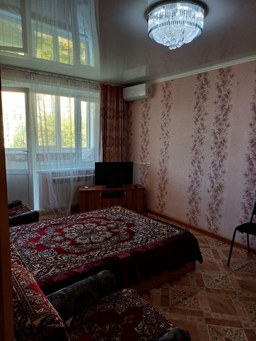 Продам 1-ком.кв.  8 мкр.