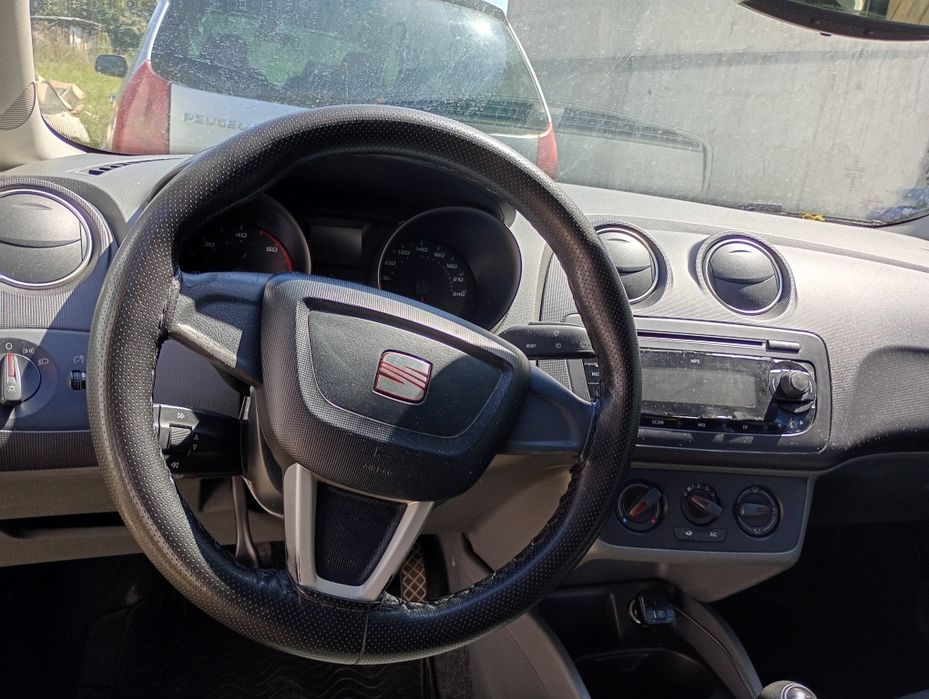 Vând Seat Ibiza din 2009 diesel 1.4