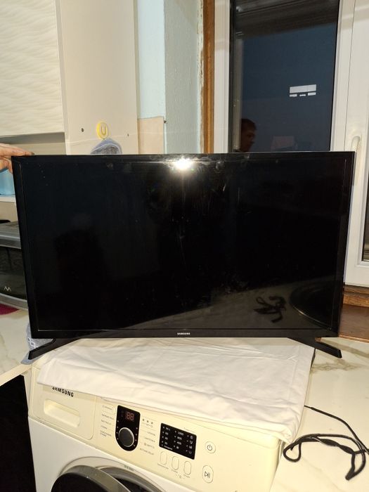 Телевизор самсунг