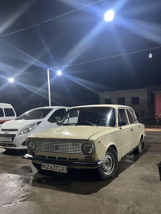 Lada 2101 sotiladi