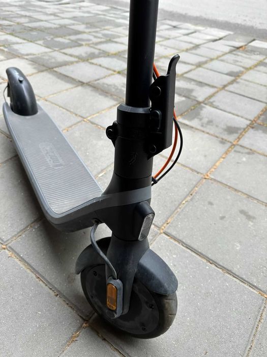 Електрическа тротинетка Segway-Ninebot Е2 Plus