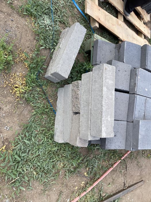 Продам рядовой блок, брус сплит., накрыв. элемент