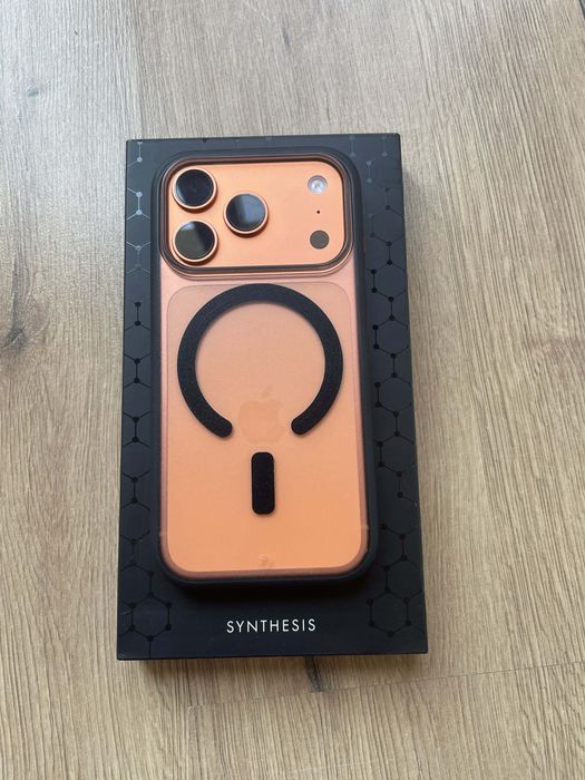 Husa Apple iPhone 17 Pro Caudabe Synthesis