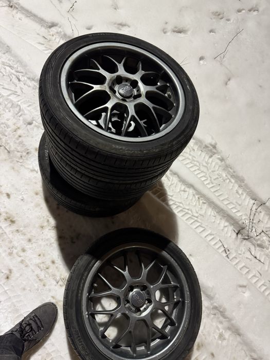 Продам диски с летней резиной