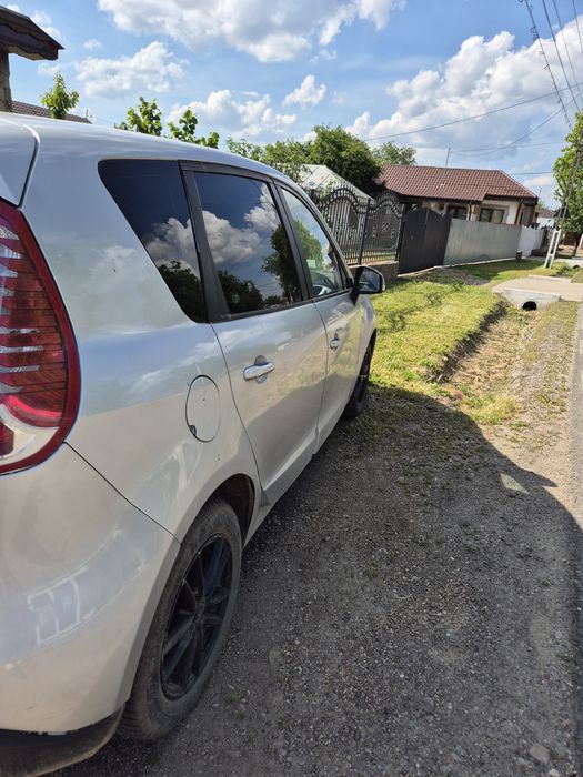 Vand sau schimb Renault Scenic
