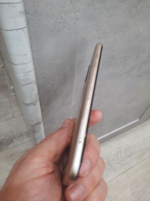 Телефон смартфон Samsung a6