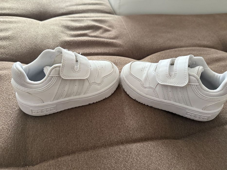 4 чифта Обувки за момче 25 номер