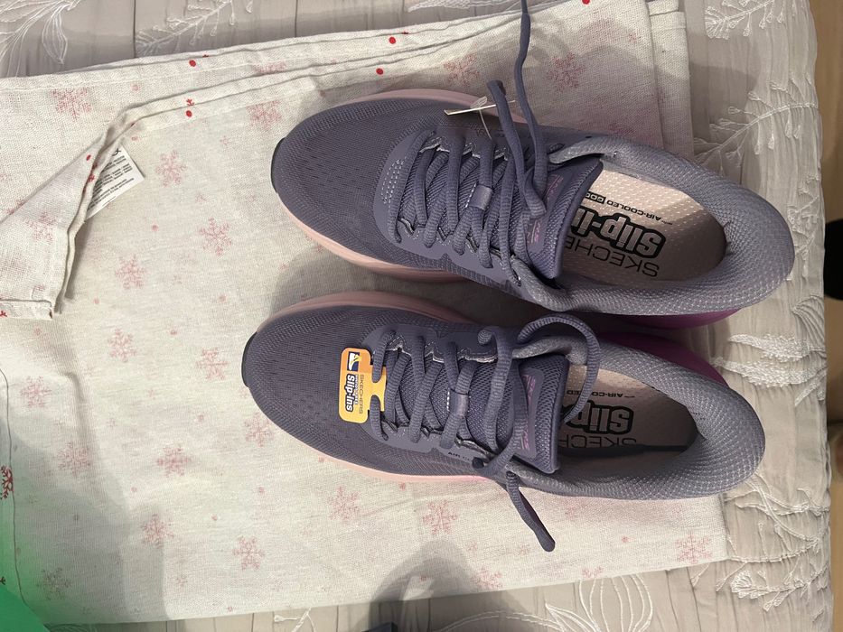 Спортни обувки skechers