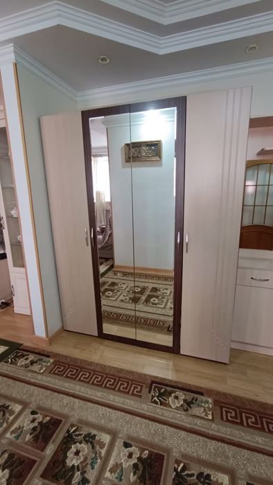 Продам два шкафа