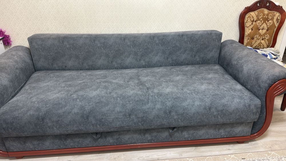 Диван для гостиной