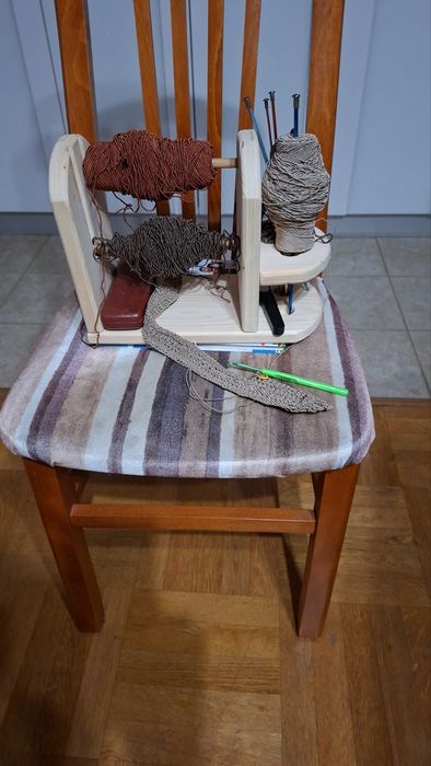 Държач за прежда конци канап сезал