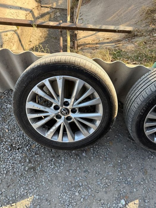 Диски на камри р17