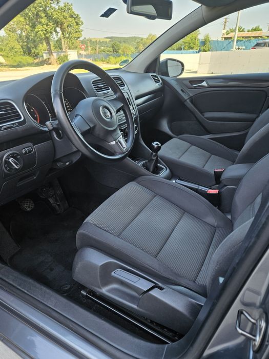 VOLKSWAGEN Golf 2010 — imagine 5