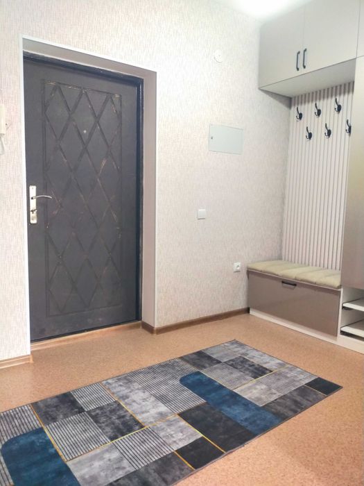 2 бөлмелі пәтер күндікке жалға беріледі