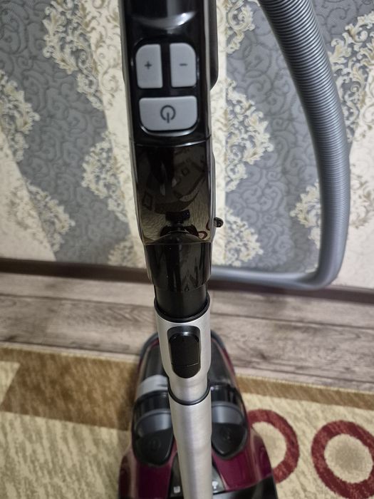 Пылесос Samsung с годовой гарантией