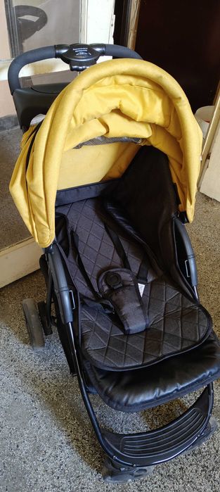 Бебешка количка Lorelli