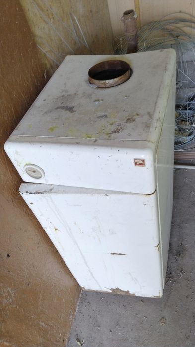 Продается котел газовый напольный