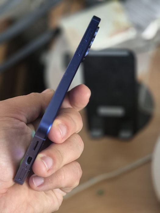 Samsung galaxy S25 navy 12gb ram