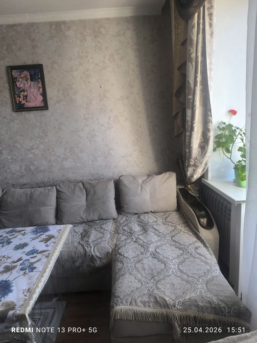 Продам угловой диван срочно. Бу.