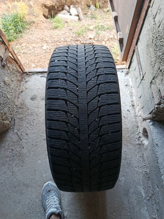 Продам шины всесезонка r18