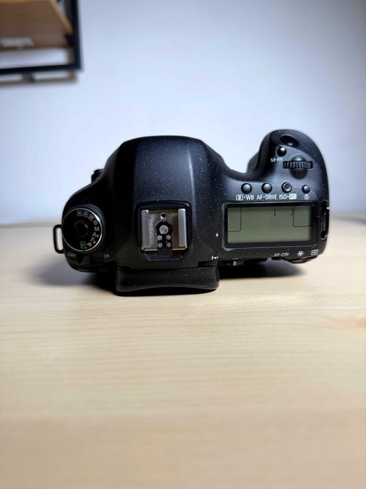 Aparat foto Canon 5D Mark III - aproape nou