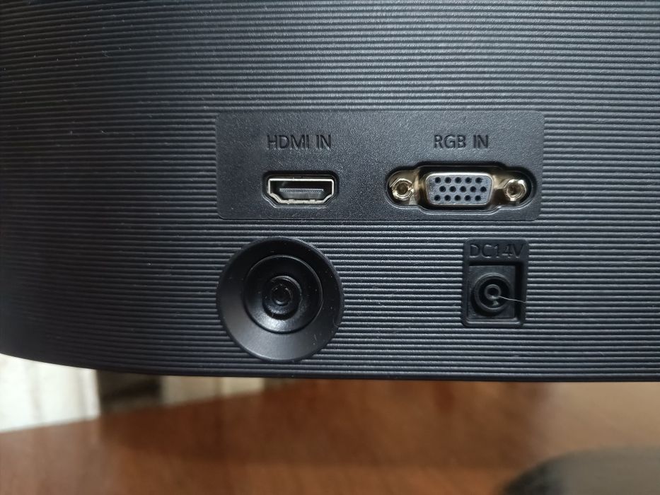 Монитор Samsung.