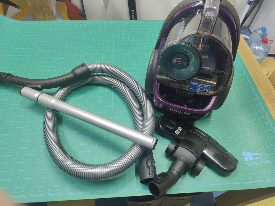 Пылесос Philips FC9571. Б/у
