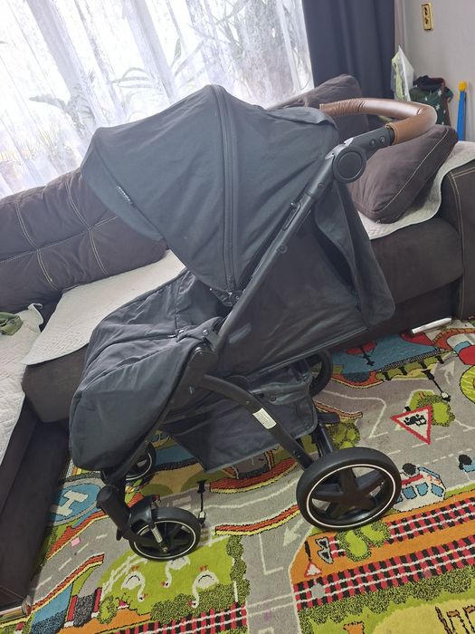 Продам детскую коляску