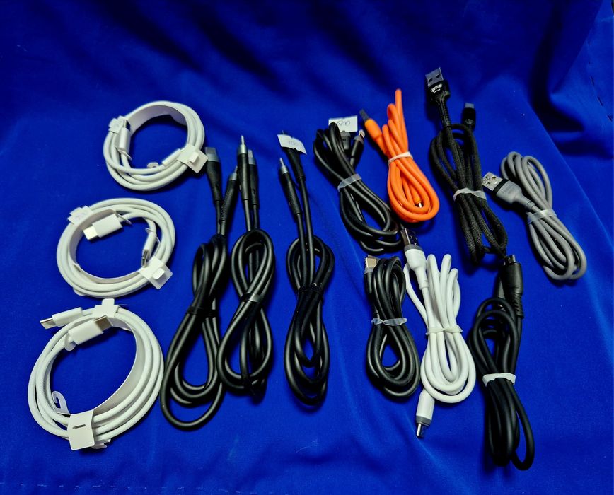 Продам зарядки на смартфон