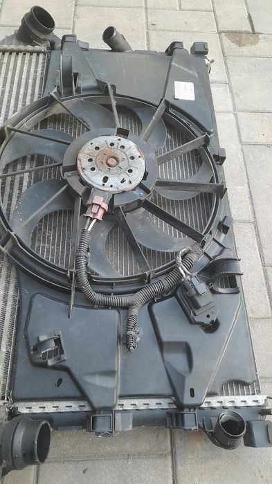 Radiator Apa Răcire Intercooler Renault Laguna 3 1.5 Dci 110 cp Euro 4