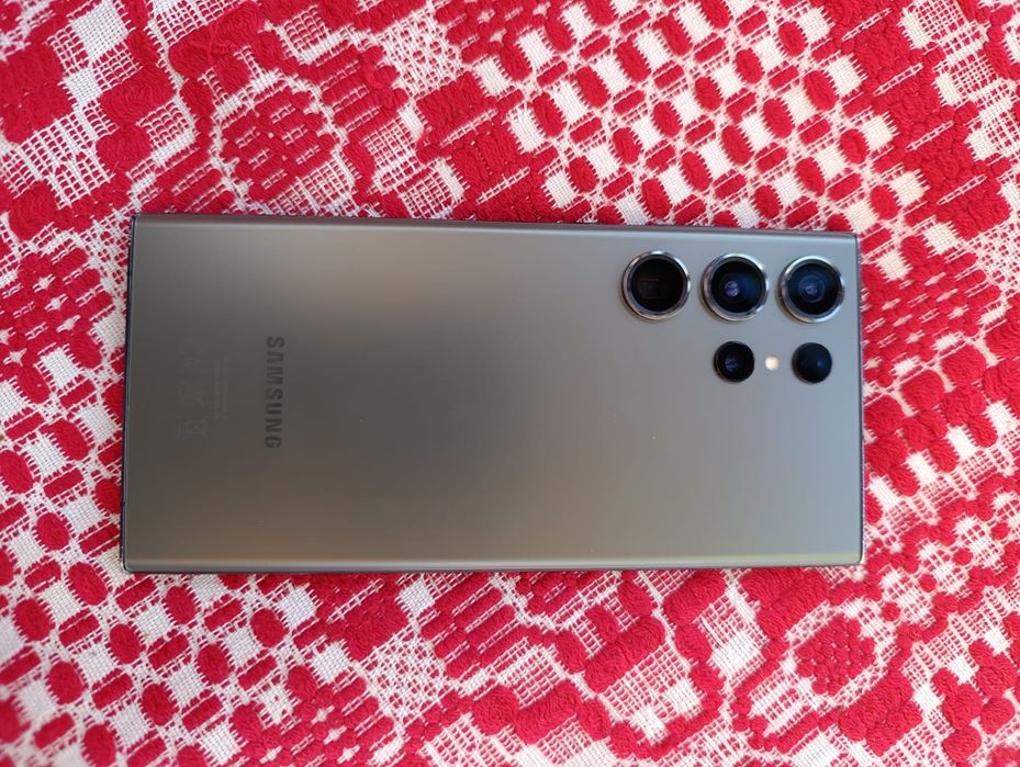 vând Samsung S23 Ultra 512 gb