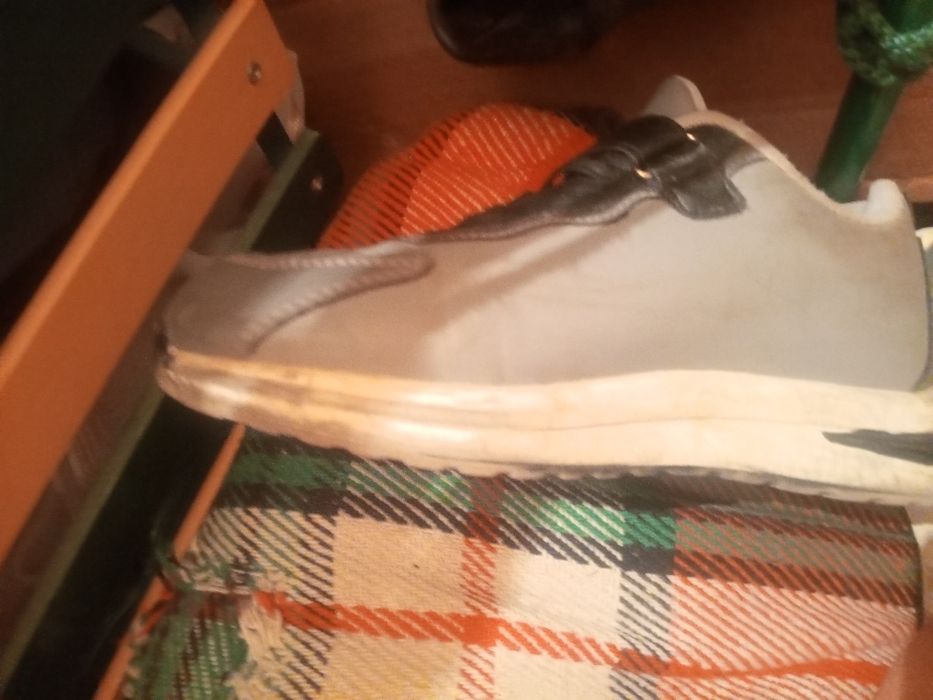 Кроссовки обычные