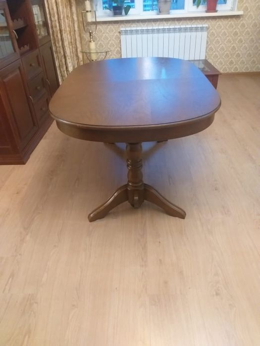 Продам стол со стульями