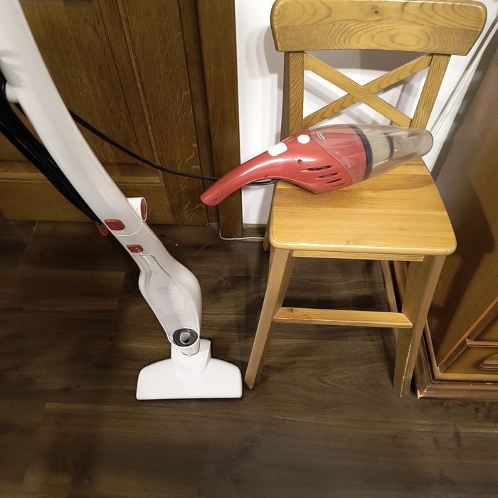 Aspirator vertical cu fir