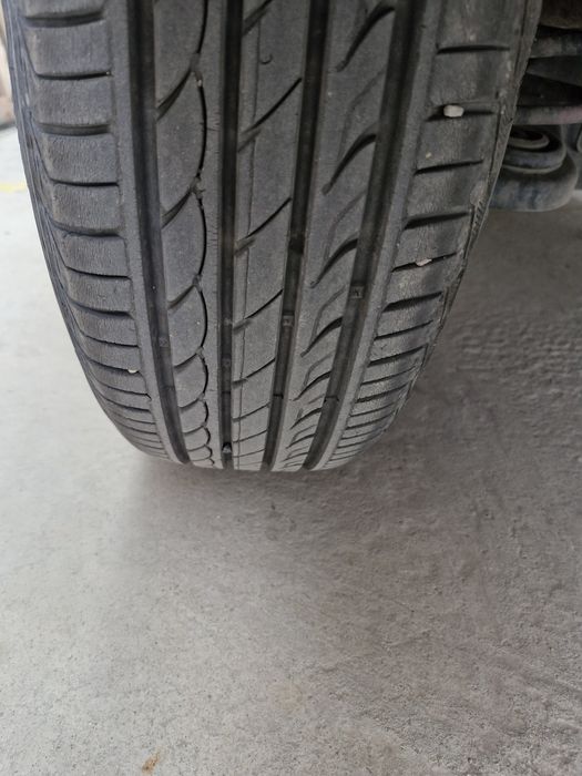 185/65R15 Шины 4шт