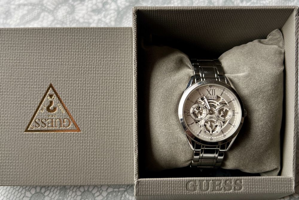 Дамски Часовник Guess