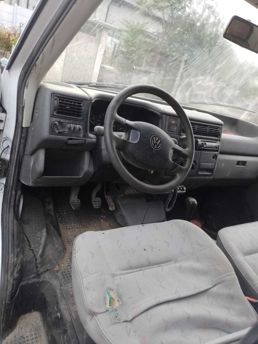 Vând wolkszvagen T4