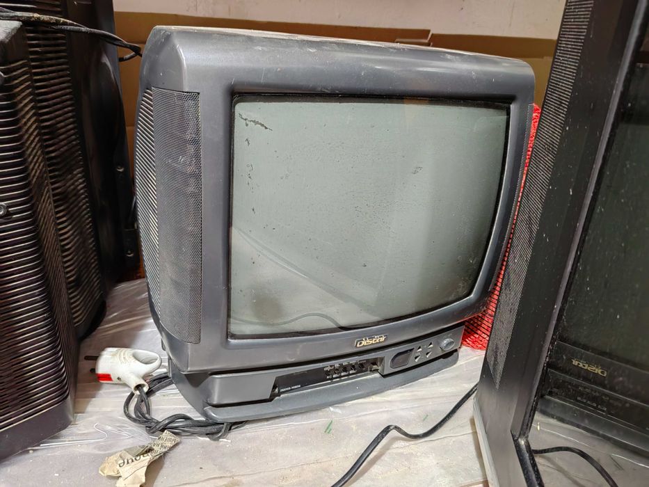 Телевизоры LG 3 штуки