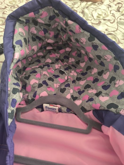 Пролетно яке за момиче