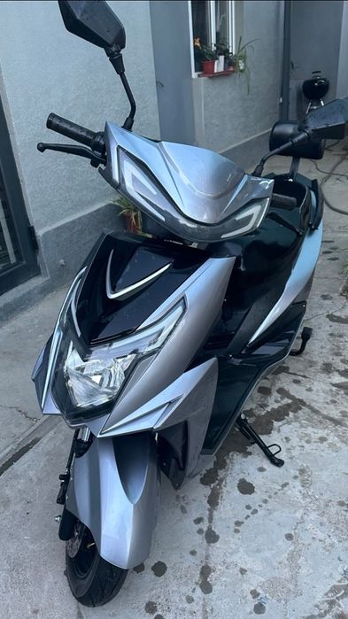 Электрический скутер Vmx motors