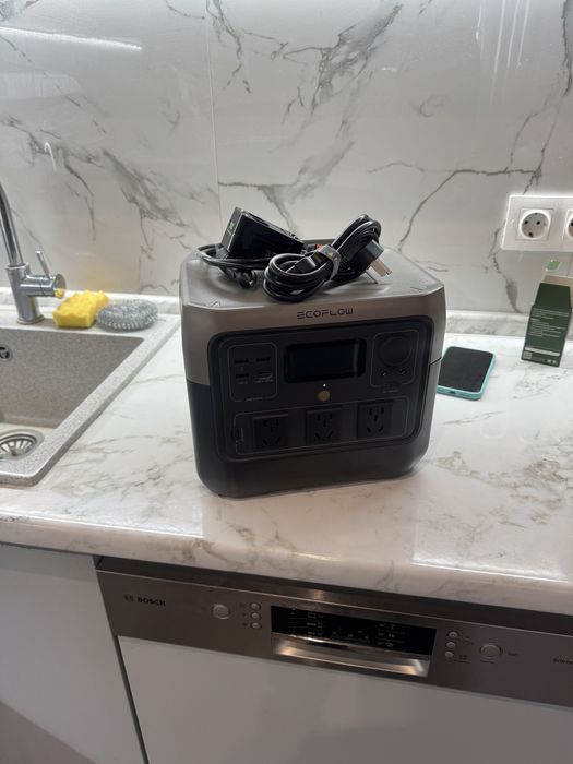 EcoFlow RIVER 2 pro продам