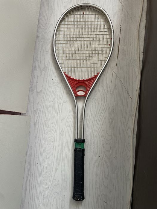 Теннисные ракетки , целые , дешево! По 49.999 за штуку
