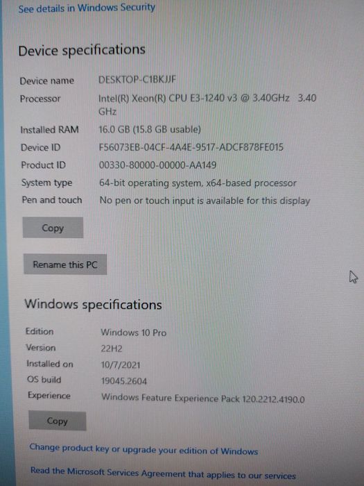 Vând pc+ monitor+tastatura +camera+ mouse+adaptor wi-fi