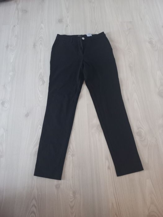 Pantaloni slim tip tigareta Zara, Reserved, Tom Taylor a M, S-M