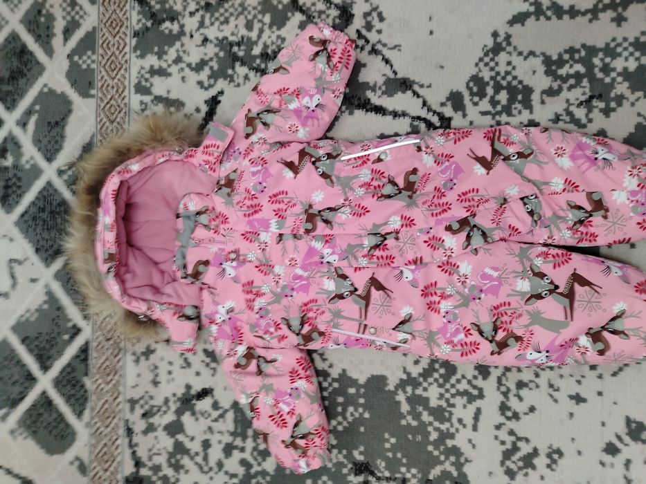 Продам куртку зимнию детскую