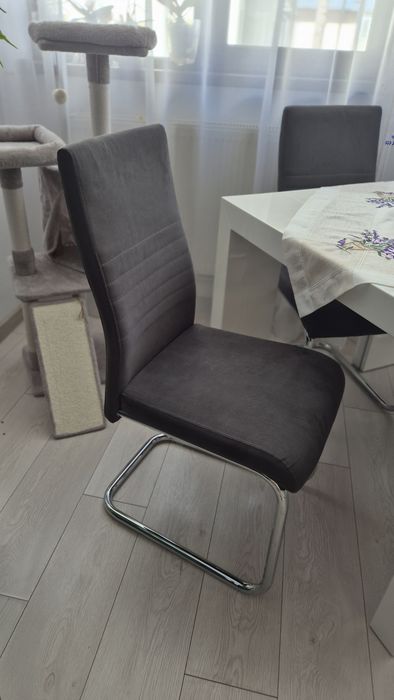 Set 4 scaune Mobexpert