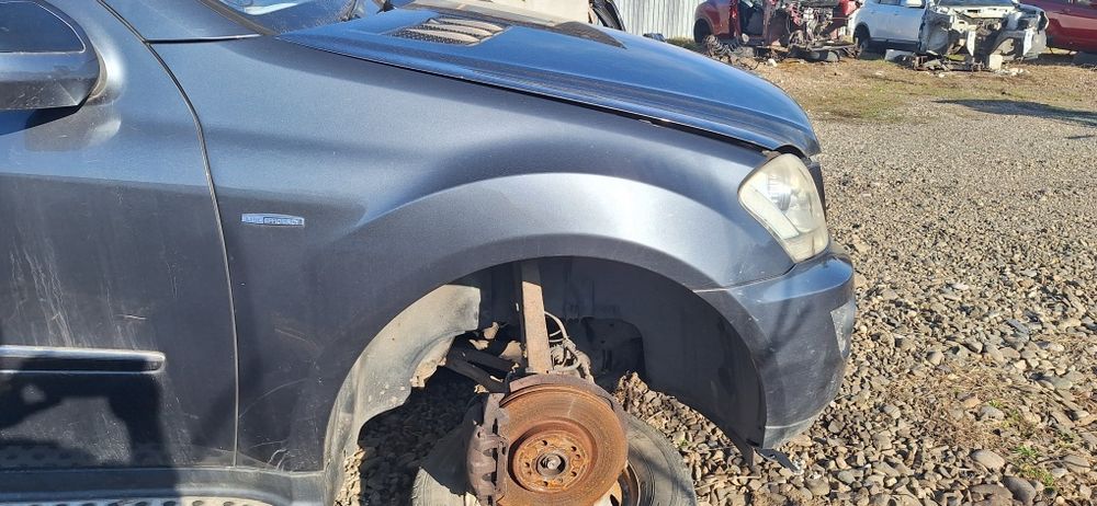 Aripa fata stanga dreapta mercedes ML w164 model facelift