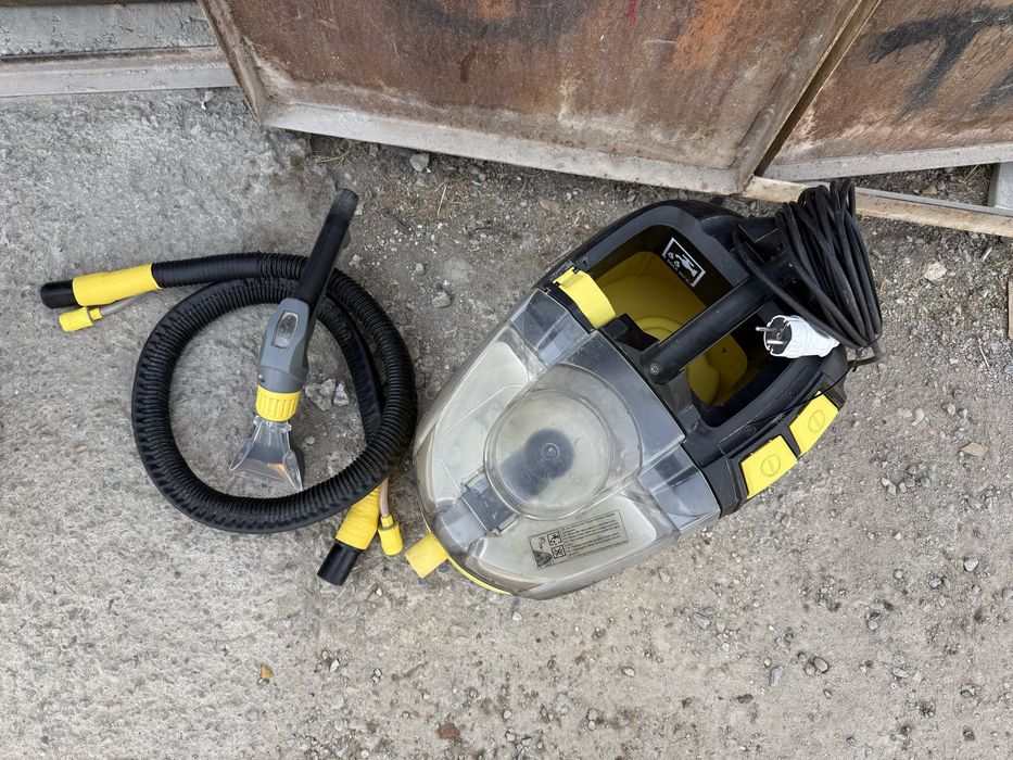 * KARCHER Puzzi 8.1C оригинал Италия профессиональный пылесос для химч