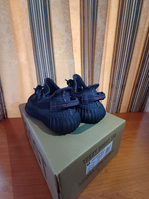 Yeezy Boost 350 V2 Black Reflective