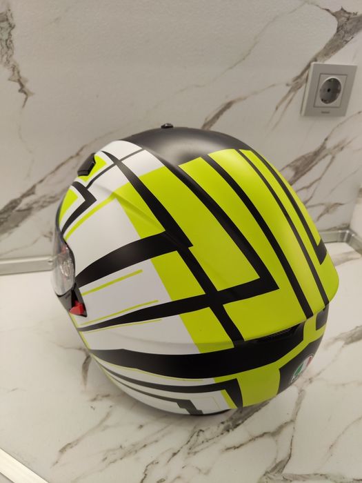 Каска за мотор AGV K3-SV размер XL